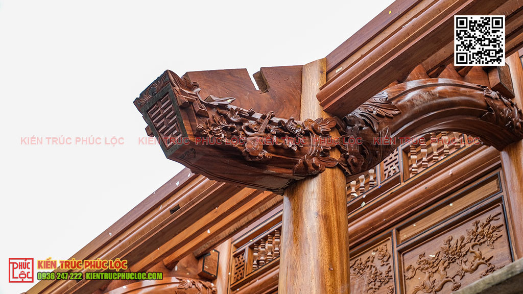 Chữ thọ trên đầu kẻ hiên