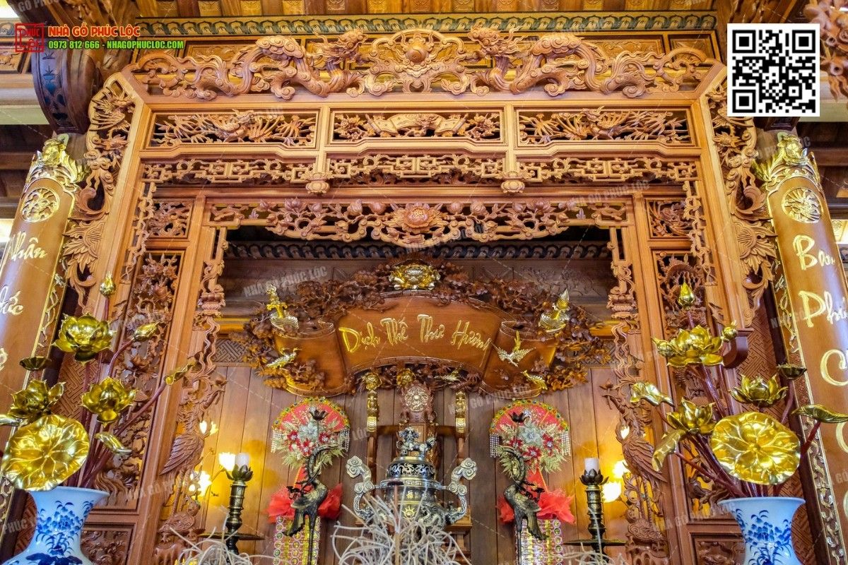 Không gian thờ cúng tổ tiên trong kiến trúc nhà gỗ truyền thống