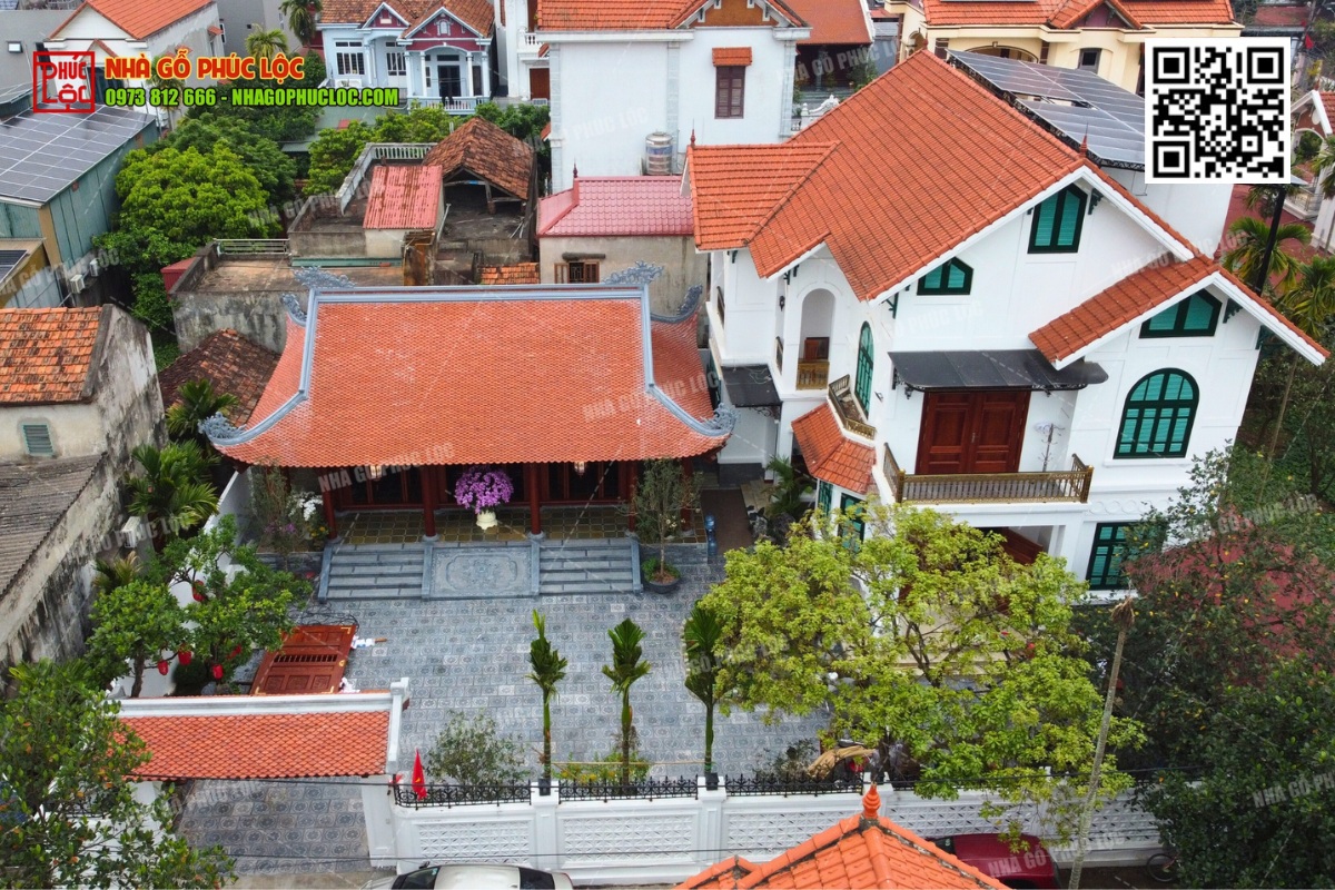 Nhà thờ gỗ 3 gian 4 mái